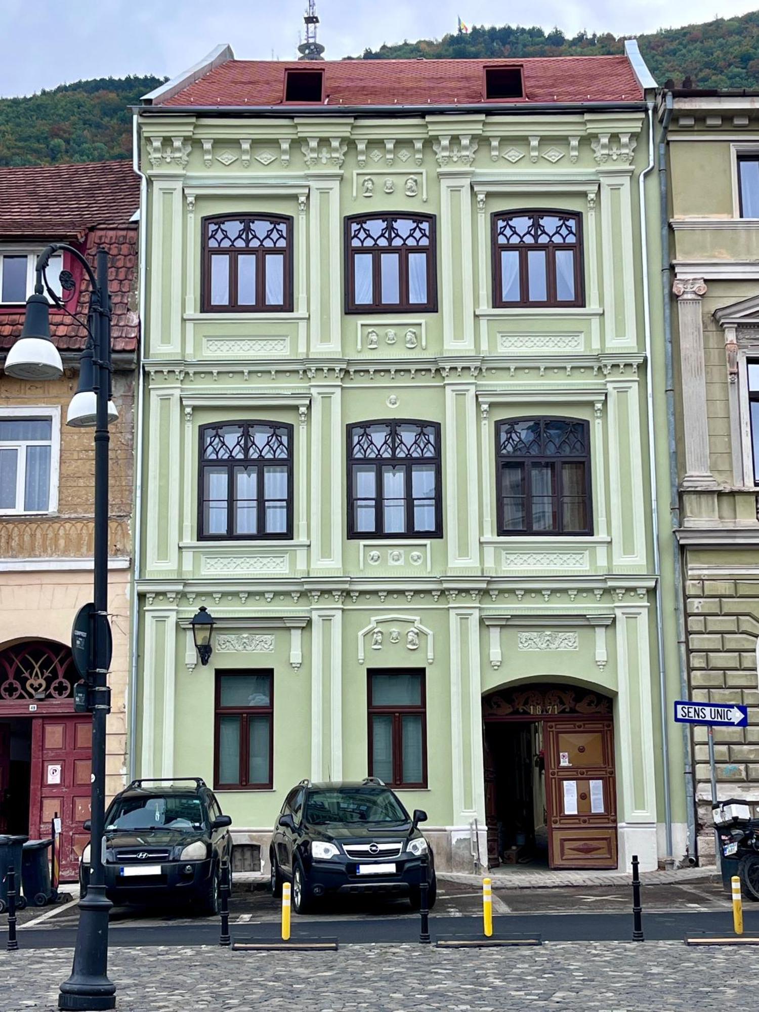Uptown 46 Apartment Brasov Exterior photo